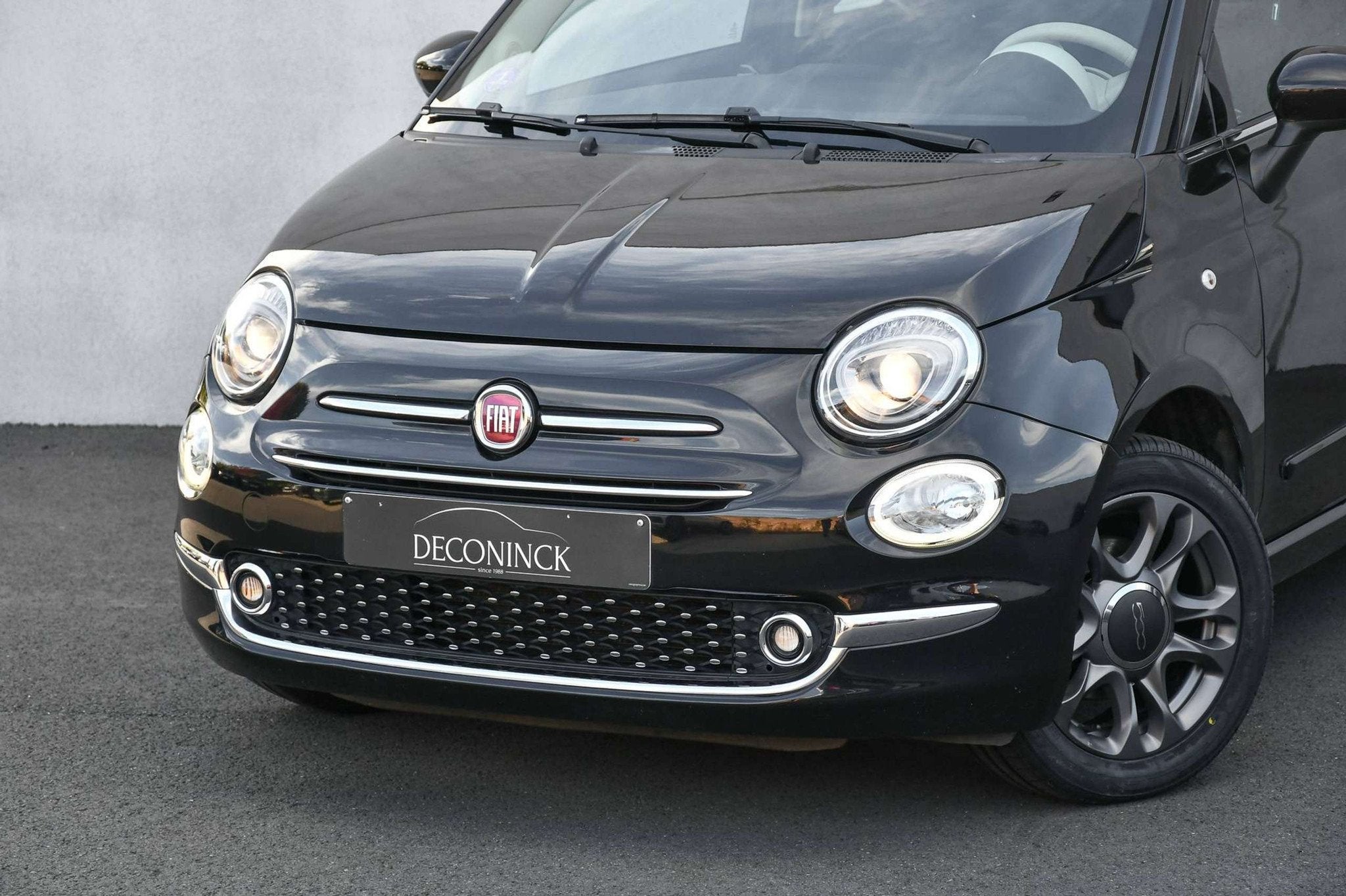 Fiat 500C 500C 1.2i *ROCKSTAR*LEDER*XENON*CABRIO*CARPLAY*SEN, Auto's, Gebruikt, 4 cilinders, Cabriolet, Zwart