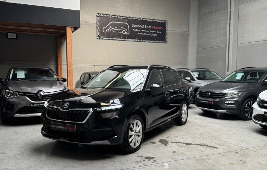 Škoda Kamiq 1.0 TSI Ambition – Manueel – 2023 – 39.914 km, Auto's, Voorwielaandrijving, Dealer onderhouden, Stof, Euro 6