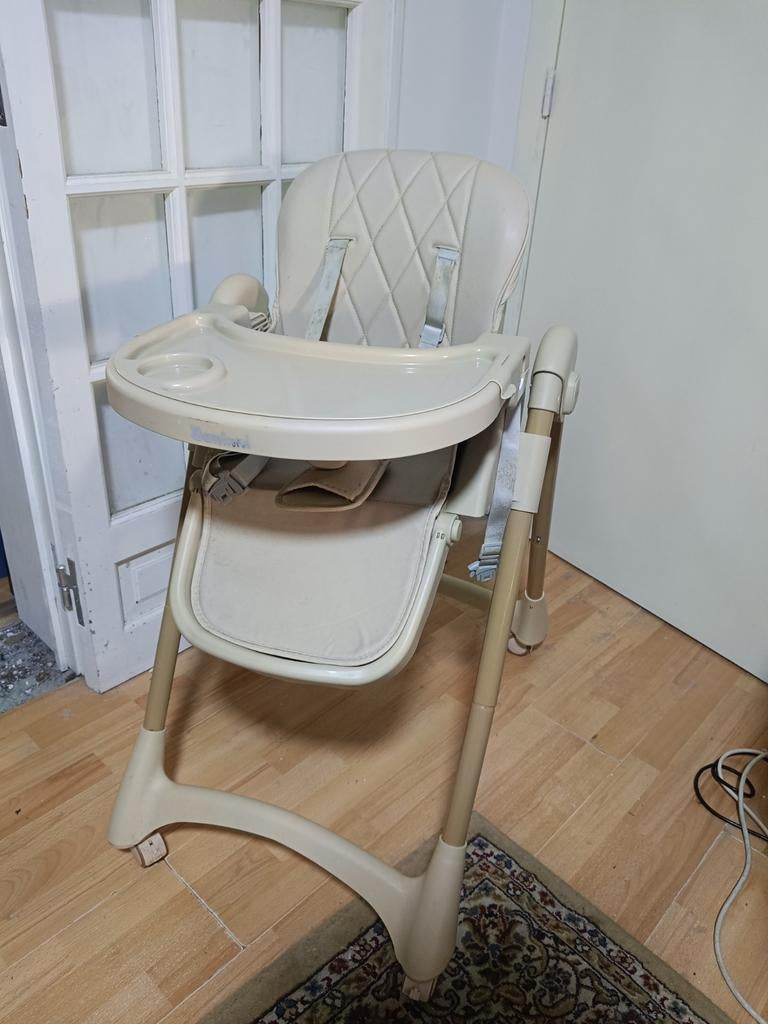 Chaise haute