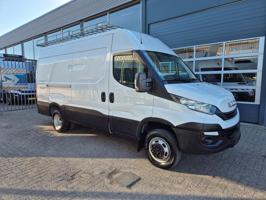 Iveco Daily 35C15 3.0D L2H2 EURO6 GVW 3500KG (bj 2018), Auto's, Achterwielaandrijving, Gebruikt, 4 cilinders, Iveco