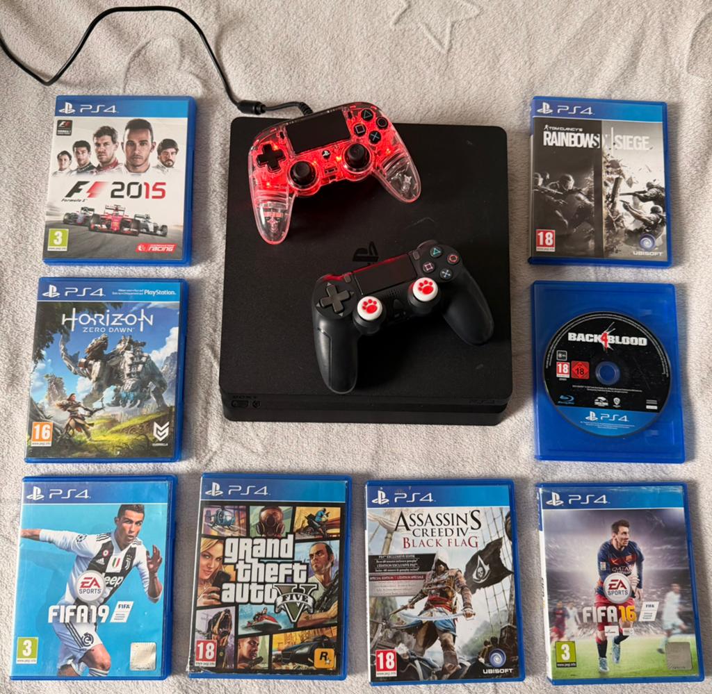 PS4 Slim met 2 Controllers + 8 Games, Ophalen, Zo goed als nieuw, Met 2 controllers, Slim
