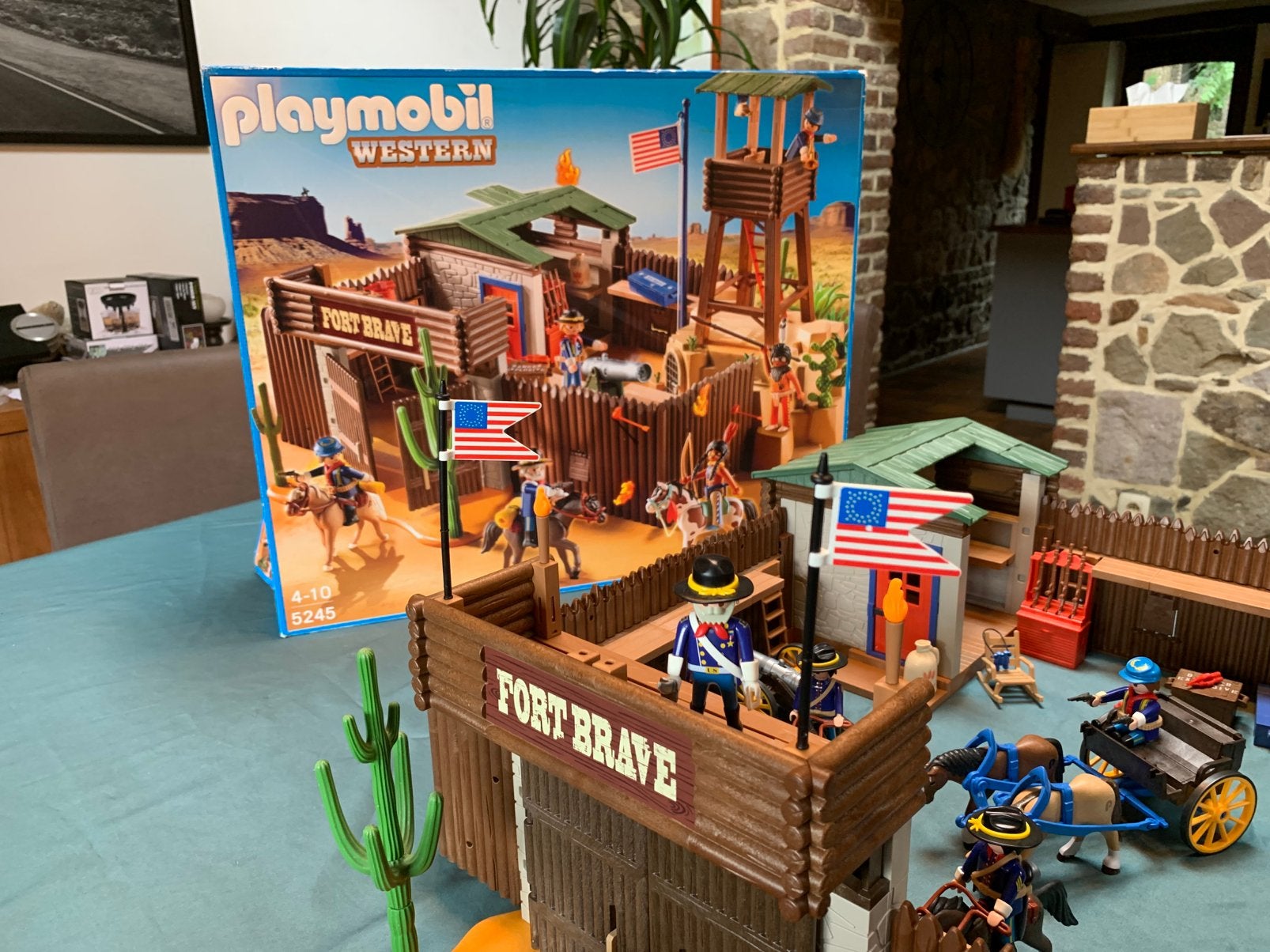 Playmobil 5245 fort western plus extension et accessoires, Enfants & Bébés, Jouets | Playmobil, Enlèvement, Comme neuf