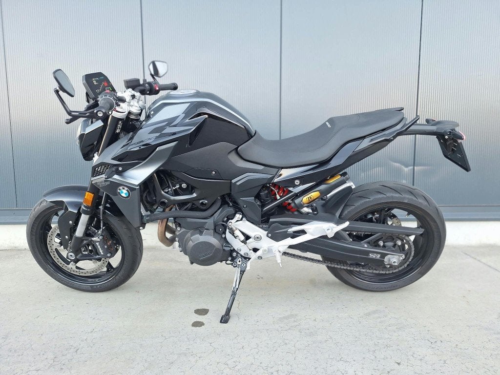 F 900 R - PREMIUM SELECTION, Motoren, Bedrijf, Meer dan 35 kW, Naked bike, 2 cilinders
