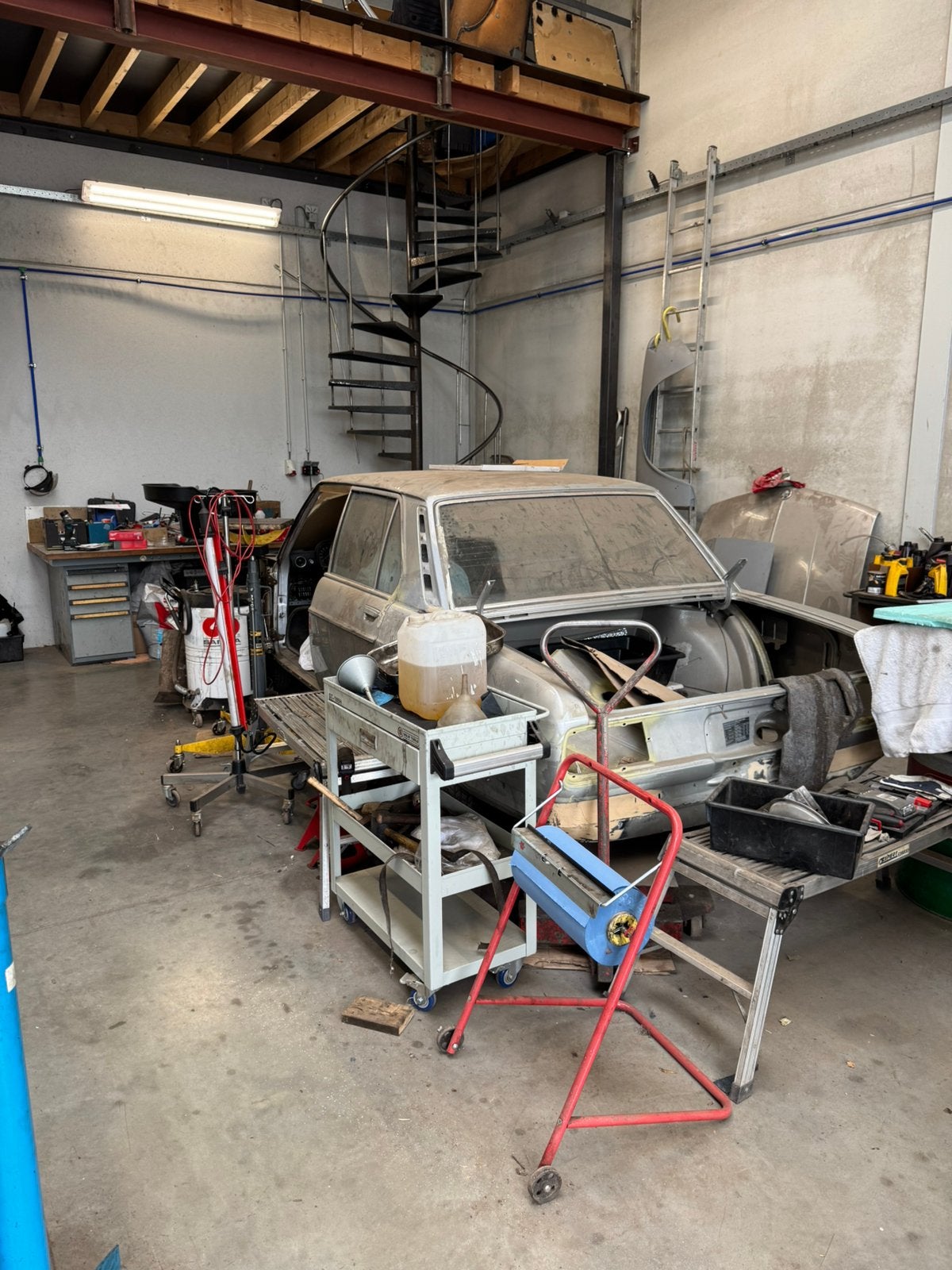 BMW 2500, foto 3