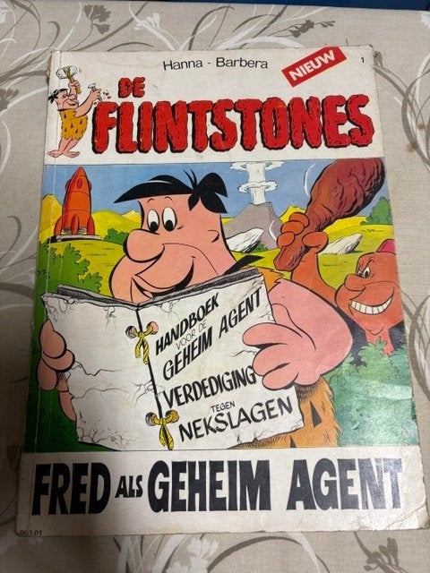 De Finstones Fred als geheim agent, Eén stripboek, Ophalen of Verzenden, Zo goed als nieuw