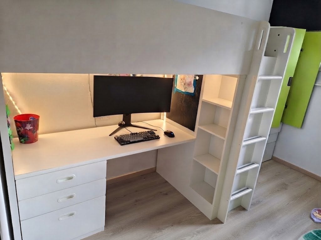IKEA SMÅSTAD Hoogslaper met bureau, lattenbodem en matras, Ophalen, Gebruikt, Hoogslaper