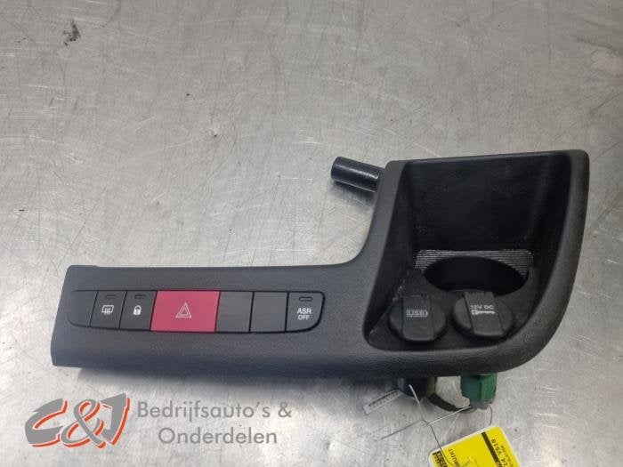 Bekerhouder van een Peugeot Boxer, Auto-onderdelen, Interieur en Bekleding, Gebruikt, -, -, Ophalen of Verzenden