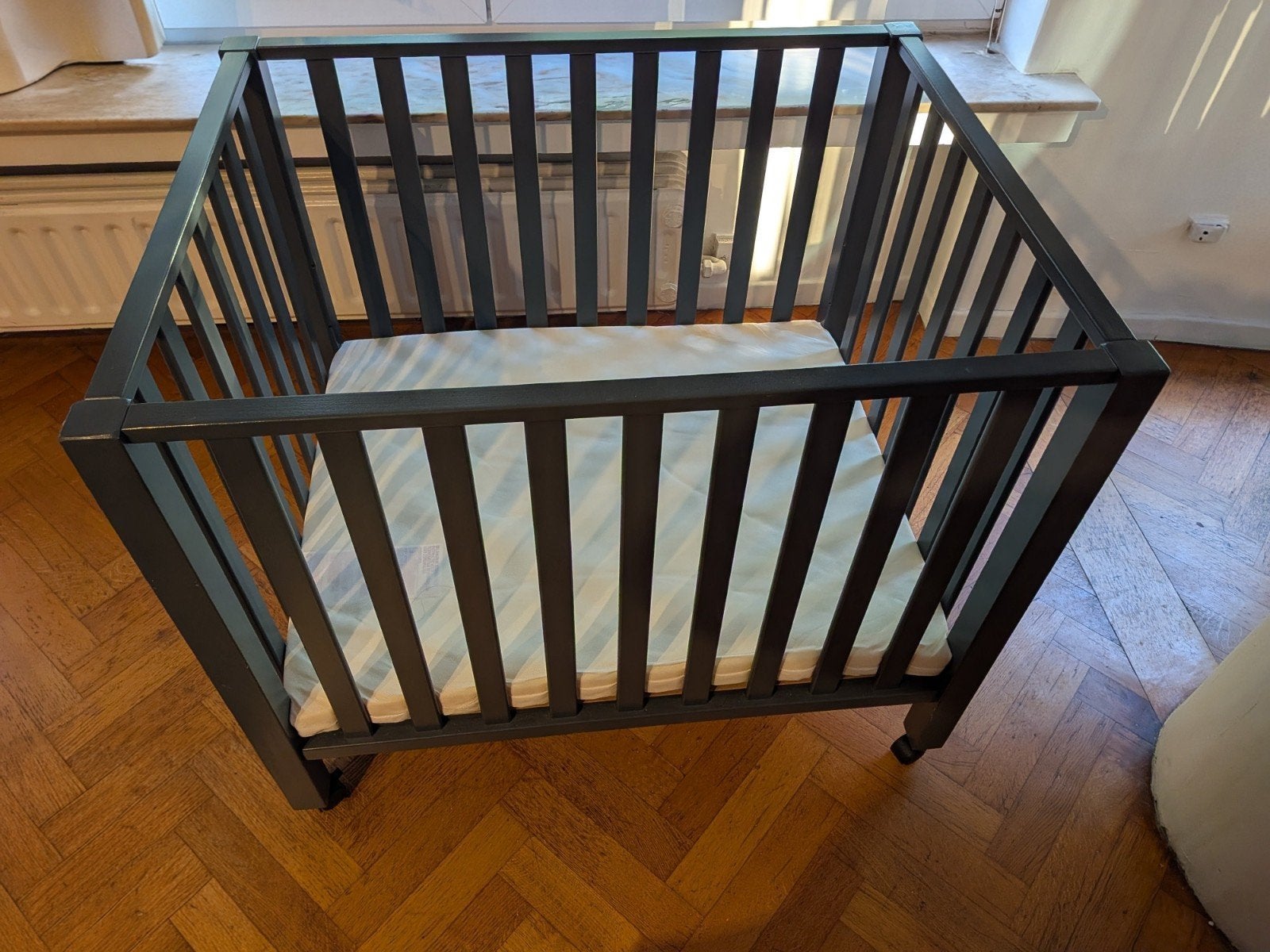 Parc bébé Quax comme neuf presque jamais utilisé., Enfants & Bébés, Parcs, Enlèvement, Roulettes