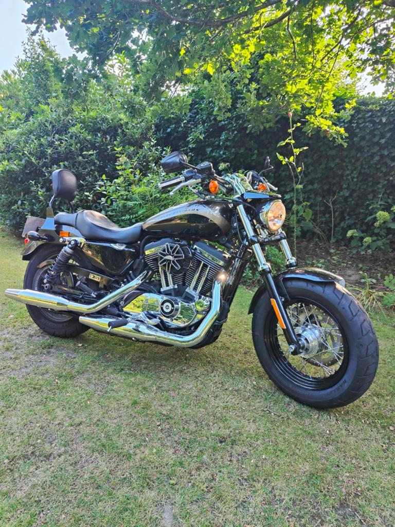 Harley Davidson Sportster XL1200c personnalisée, Motos, Particulier
