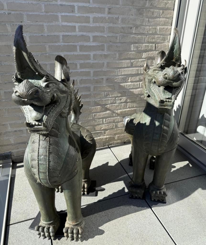 Chinese leeuwen, Ophalen