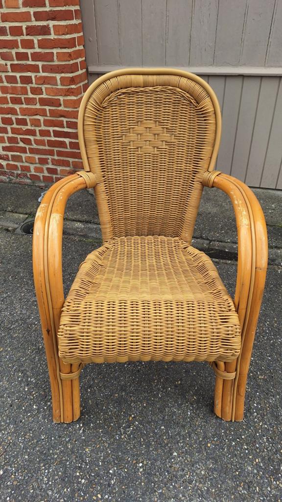 Degelijke mooie rieten tuinstoelen, 25. Stuks, Ophalen