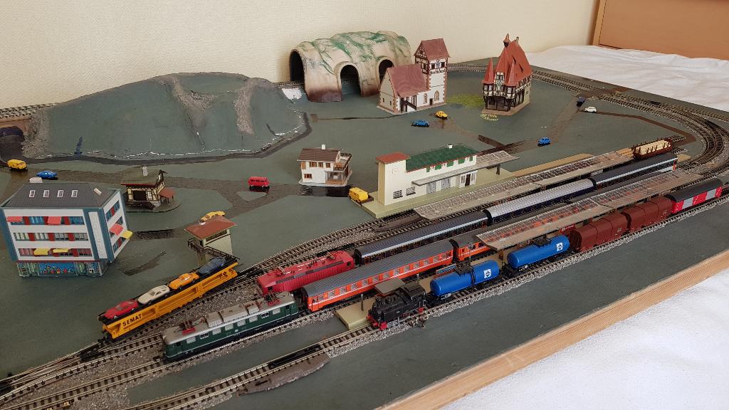 Train miniature Voies N, Hobby & Loisirs créatifs, Trains miniatures | HO, Arnold, Enlèvement, Set de Trains, Courant continu