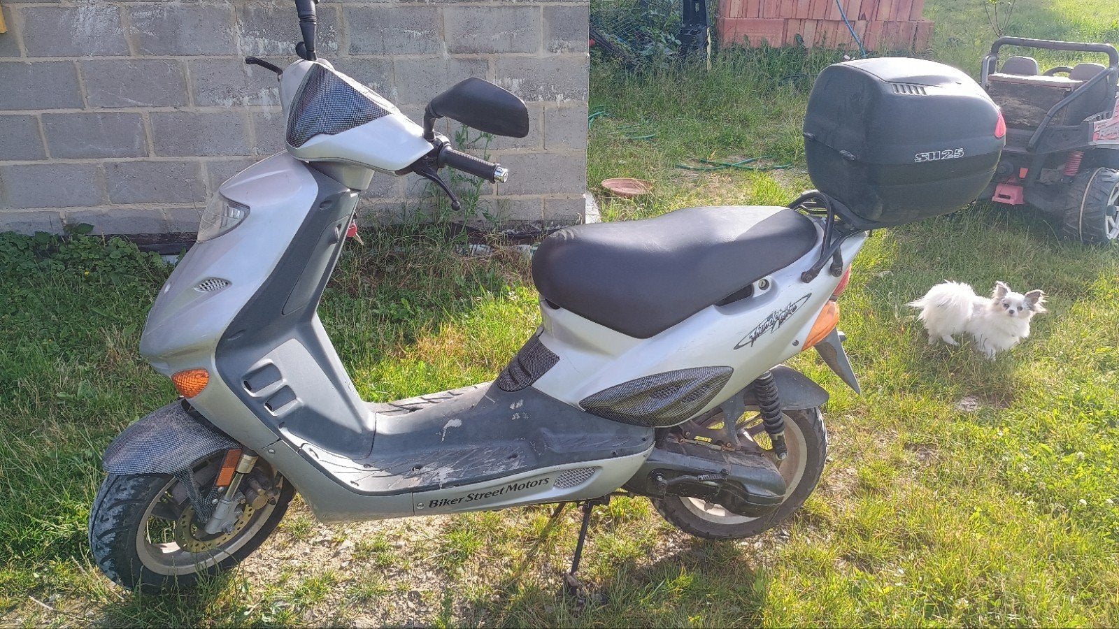 Adly Thunderbike-scooter — Klasse A — Krachtige motor, Fietsen en Brommers