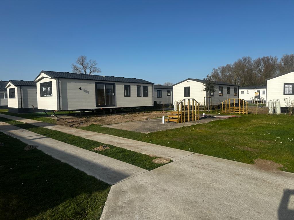 LAATSTE HARMONY 1000x400/2 LOT 430@POLDERPARK 2 NIEUWPOORT, Tot en met 4