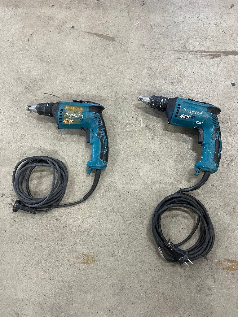Tournevis Makita pour plaques de plâtre 400, Enlèvement ou Envoi, Utilisé, 400 à 600 watts, Autres types