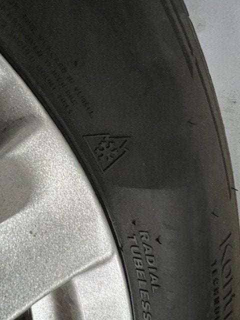 Winterset Kia Sportage Hankook Winter I*cept EVO2 225/60 R17, Autos : Pièces & Accessoires, Pneus et Jantes, Pneus hiver, -, Véhicule de tourisme