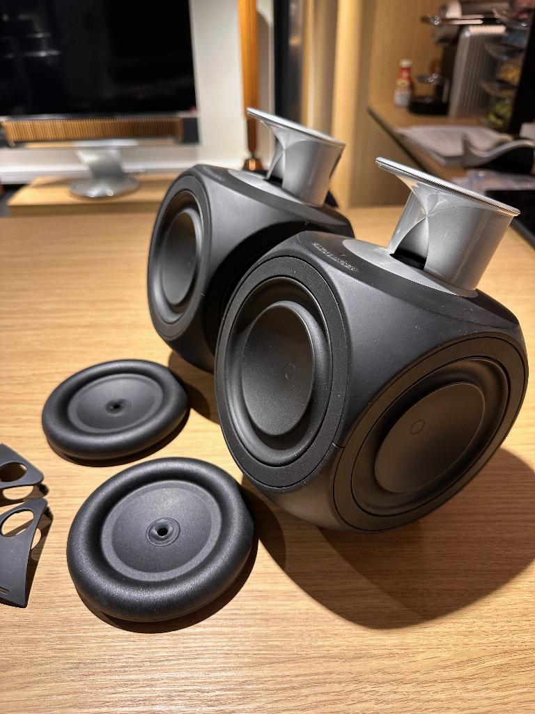 Bang & Olufsen Beolab 3 met tafel rubbers - B&O, Autres marques, Comme neuf, Enlèvement, Haut-parleurs Frontaux, Arrière ou Stéréo