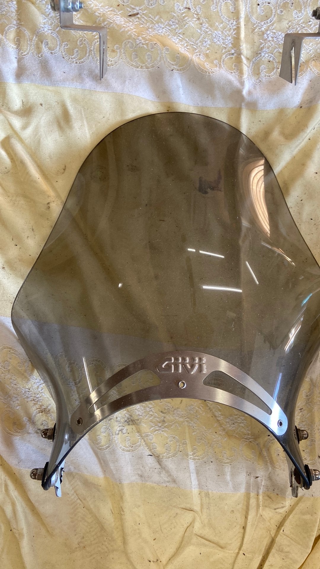 Aprilia Moto 6.5 windscherm aftermarket, Enlèvement