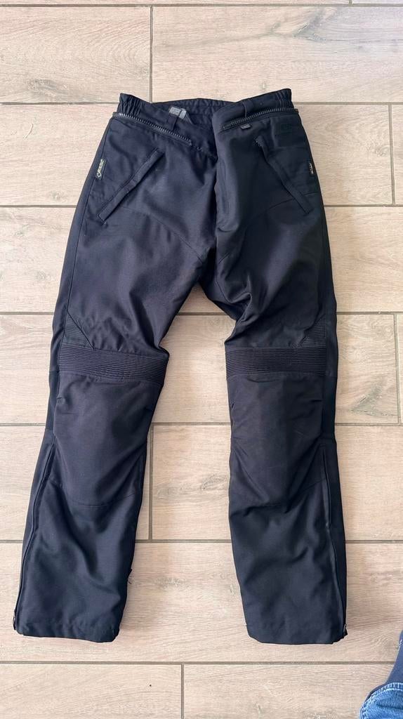 Pantalon moto femme gore tex taille L, Motos, Vêtements | Vêtements de moto, Enlèvement