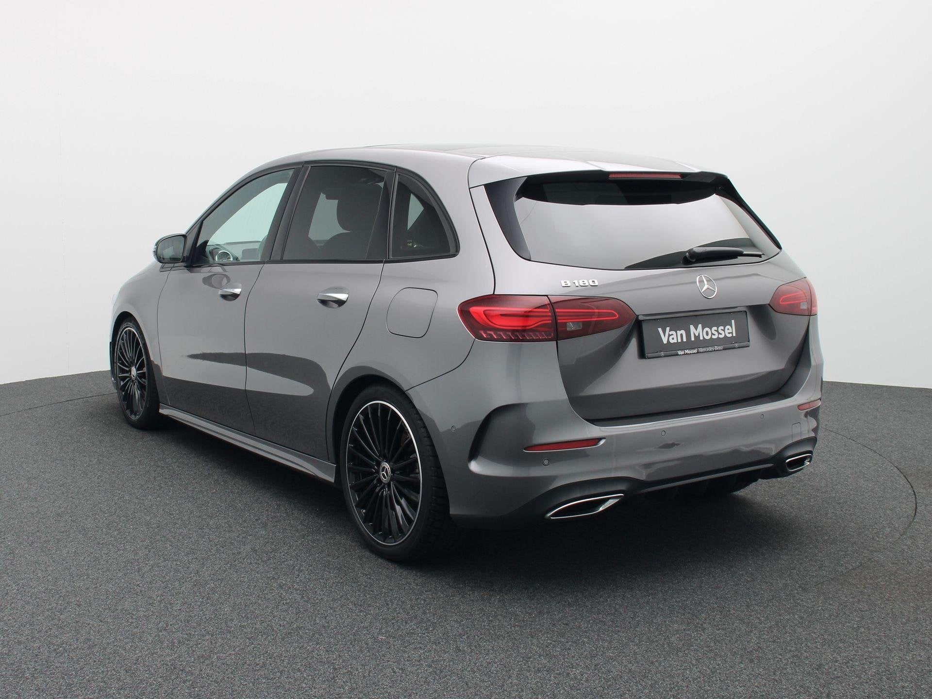 Mercedes-Benz B-Klasse 180 AMG Line + PANORAMISCH DAK + MULT, Autos, 100 kW, Achat, Euro 6, Entreprise