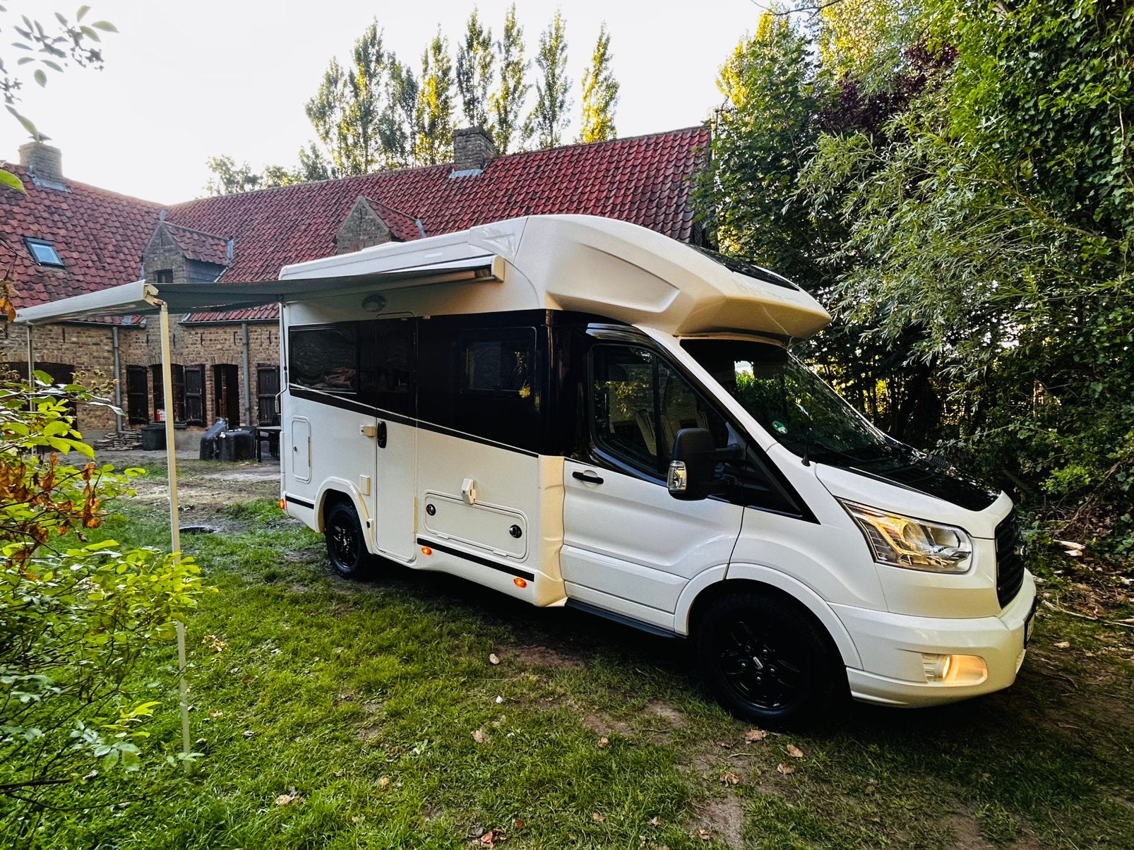 Benimar Cocoon 481 | Ford 2.0 TDCi 130 ch | 2019 | 26 000 km, Jusqu'à 4, Ford, Douche, Diesel