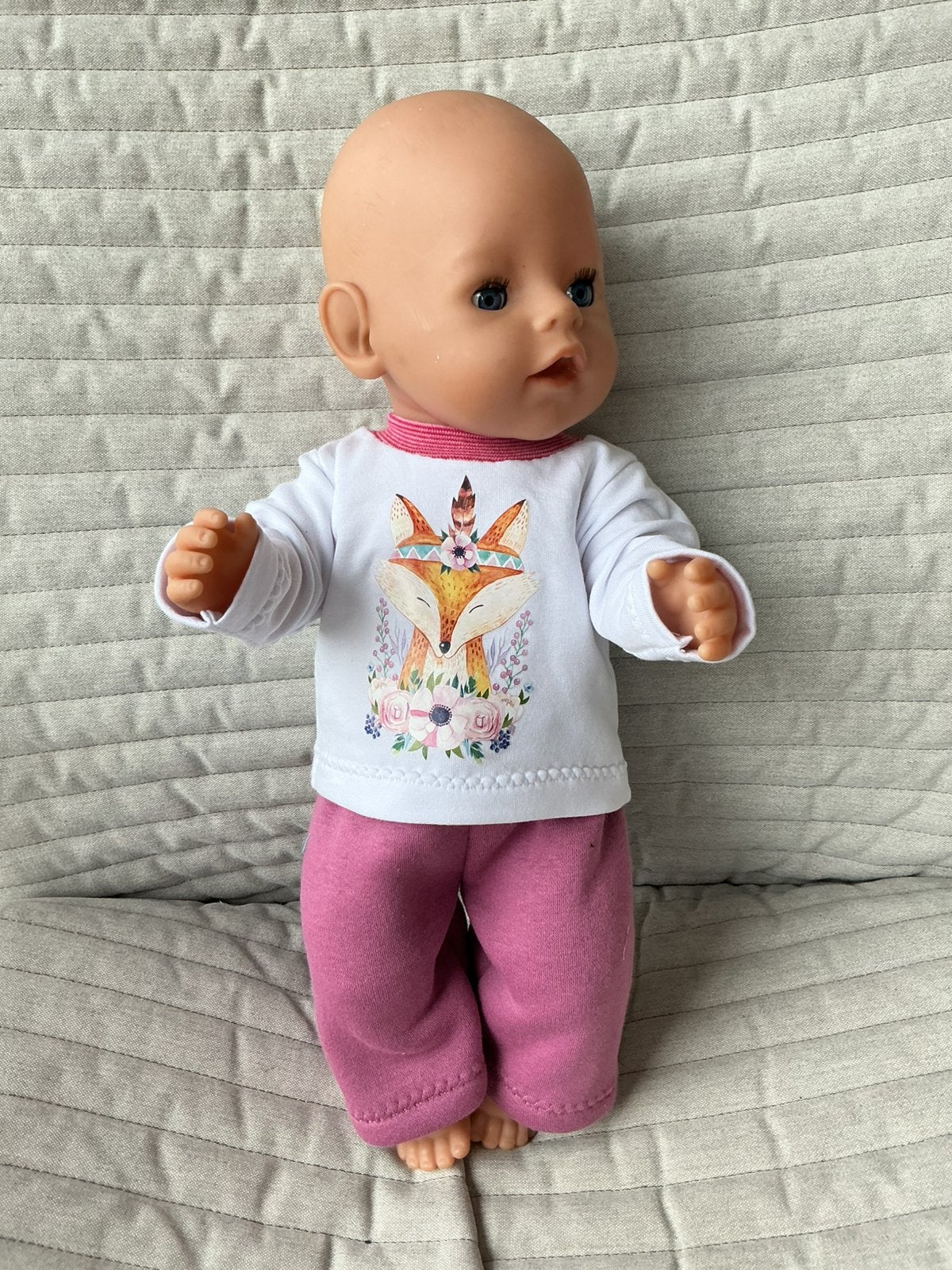207. Babyborn: Nieuwe t- shirt met broek, Enfants & Bébés, Enlèvement ou Envoi, Neuf, Baby Pop