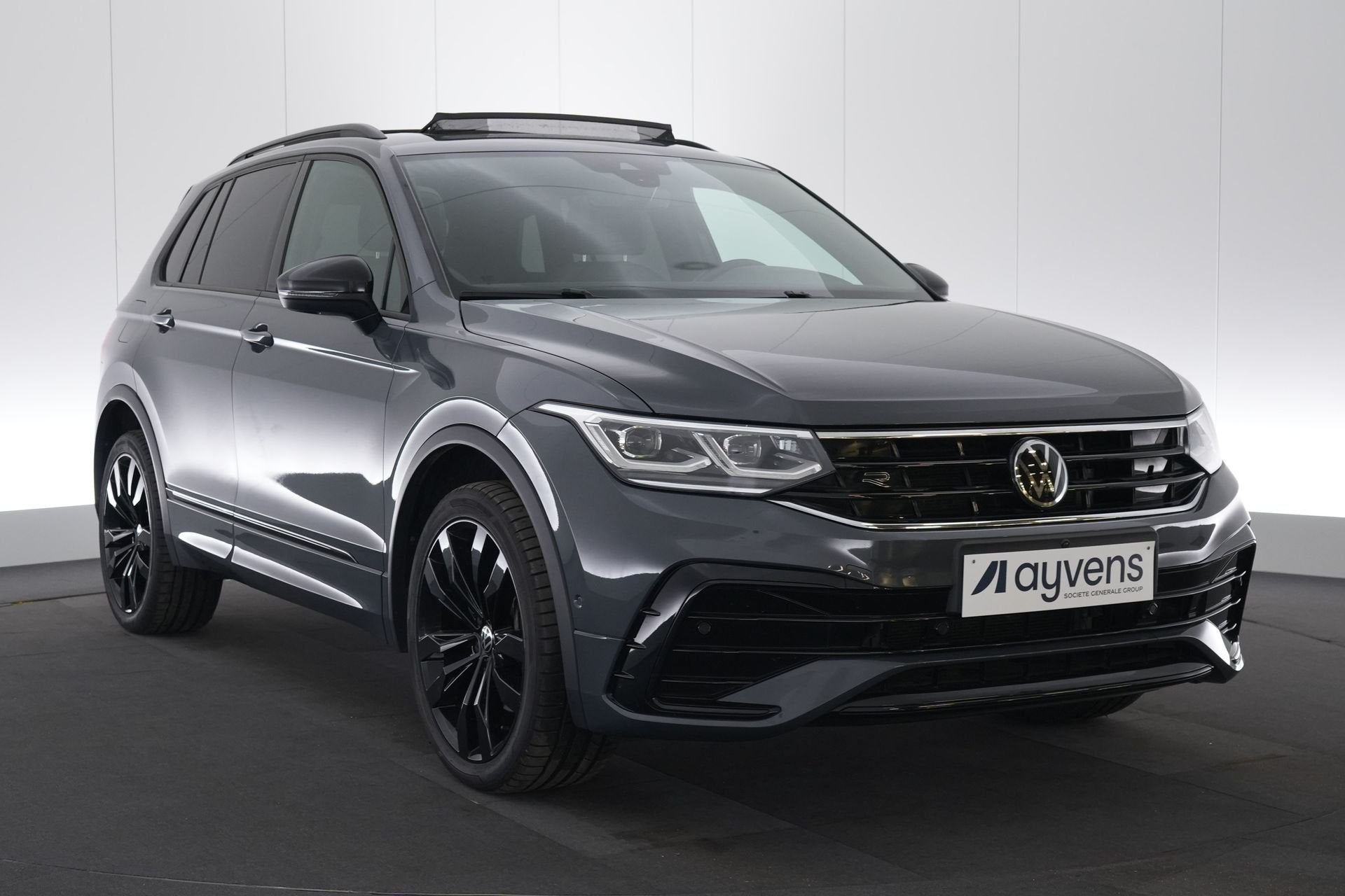 (2CAV116) VOLKSWAGEN TIGUAN, Argent ou Gris, Achat, Entreprise, Carnet d'entretien