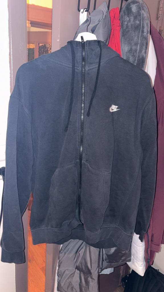 Pull nike taille l, Enlèvement ou Envoi, Comme neuf, Taille 52/54 (L), Noir