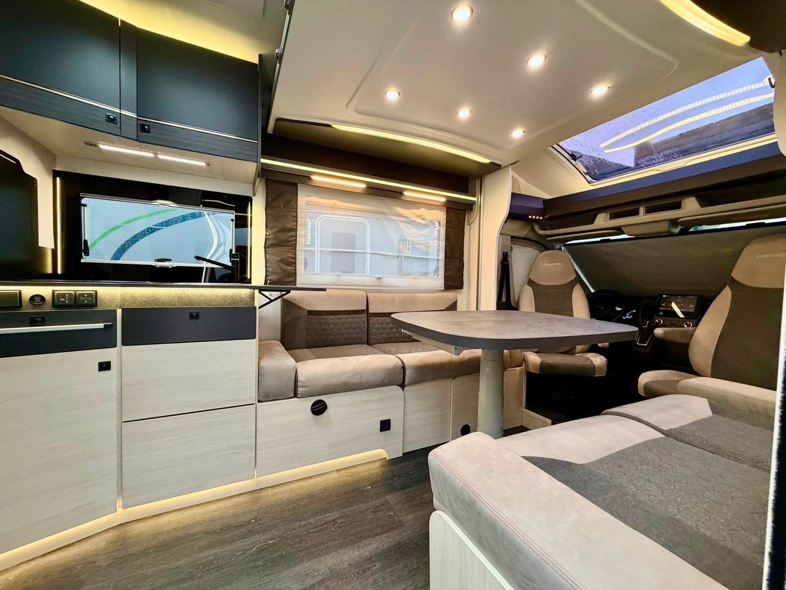 ‼️ Ford Challenger ‼️ Space Wonder ‼️ AUTOMATIQUE ‼️, Caravanes & Camping, Jusqu'à 4, 6 à 7 mètres, Ford, Diesel
