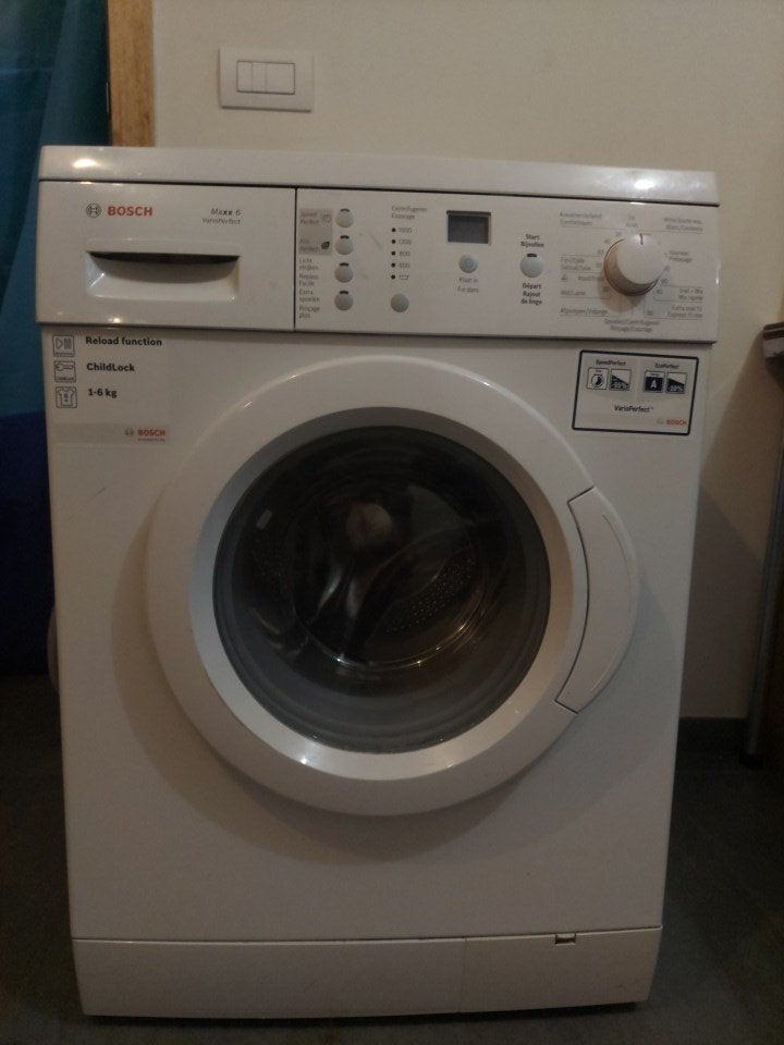 Machine à laver 1-6 kg Bosch Maxxx6 Vario Perfect, Elektronische apparatuur, Ophalen, 1200 tot 1600 toeren, Minder dan 85 cm, 4 tot 6 kg
