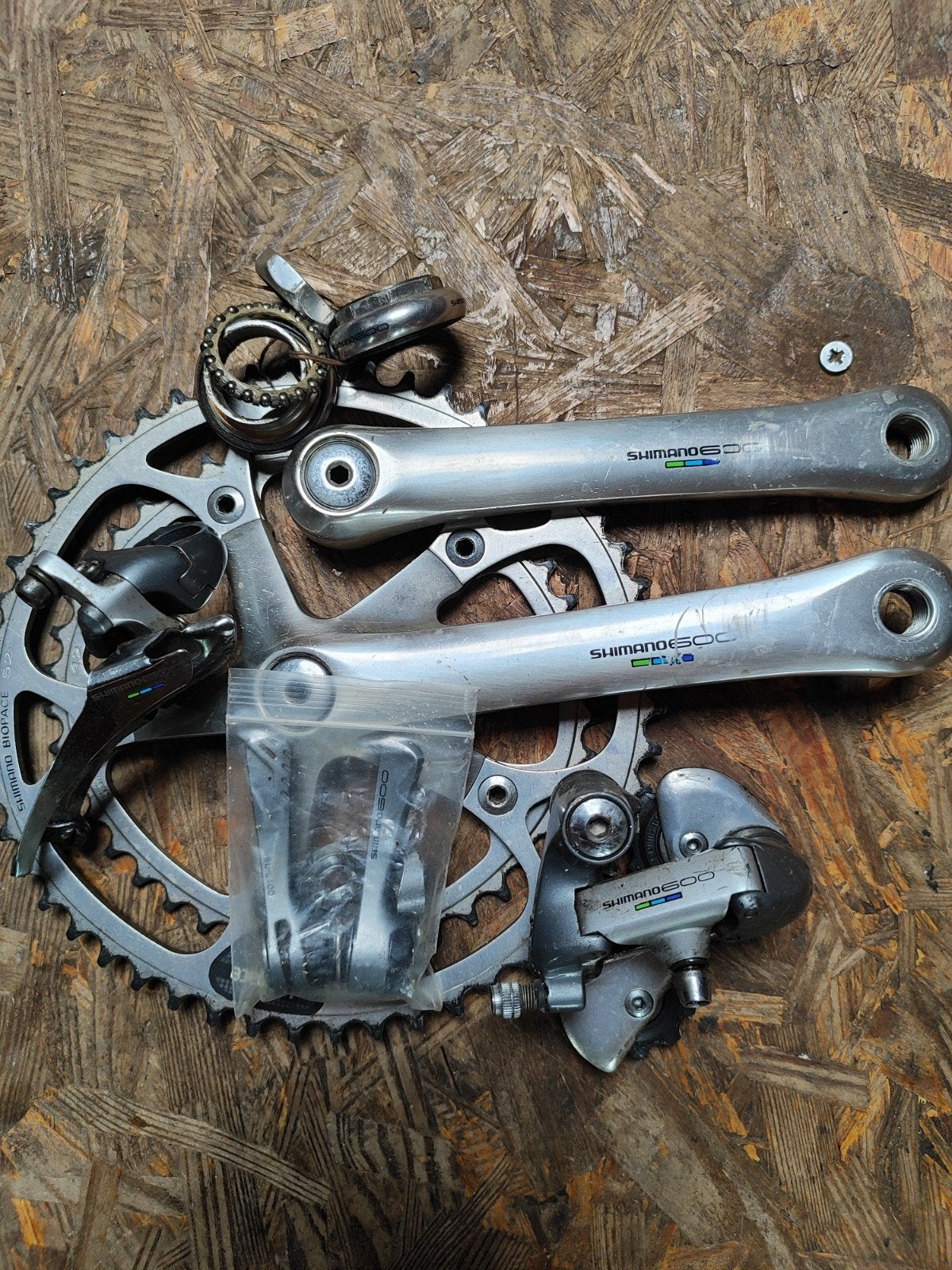 SHIMANO 600 triple color, Enlèvement ou Envoi