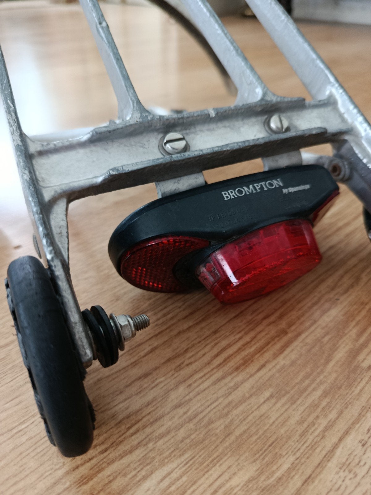 brompton rack arrière porte bagage vintage, Vélos & Vélomoteurs, Vélos | Vélos pliables, Brompton, Enlèvement ou Envoi