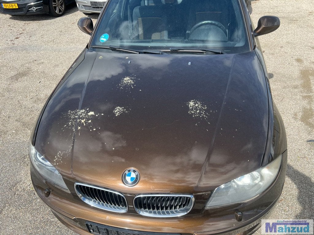 BMW 1 serie E87 Bruin B09/8 motorkap 2004-2011, Auto-onderdelen, Petuelring 130
80788  Munich, DE, Gebruikt, Info@bmw.de, BMW