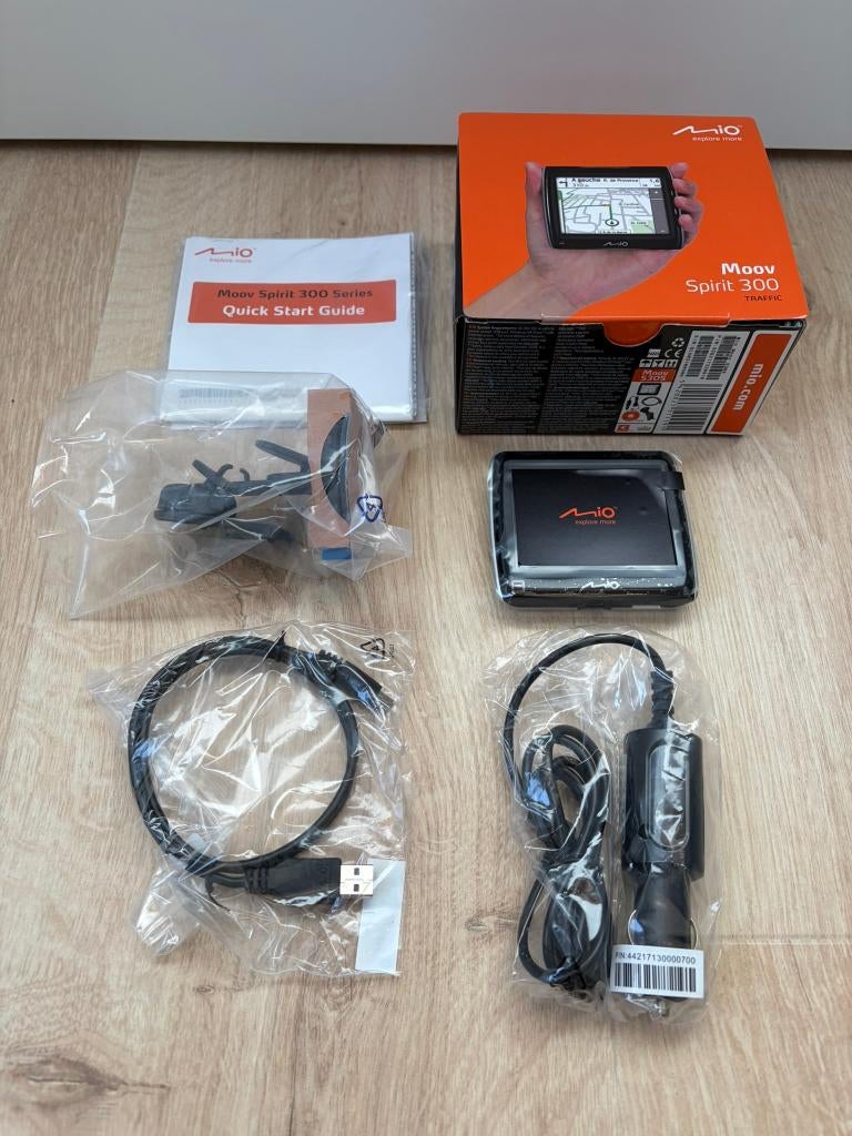 GPS Mio: Moov Spirit 300 Traffic, Autos : Divers, Navigation de voiture, Enlèvement ou Envoi, Neuf