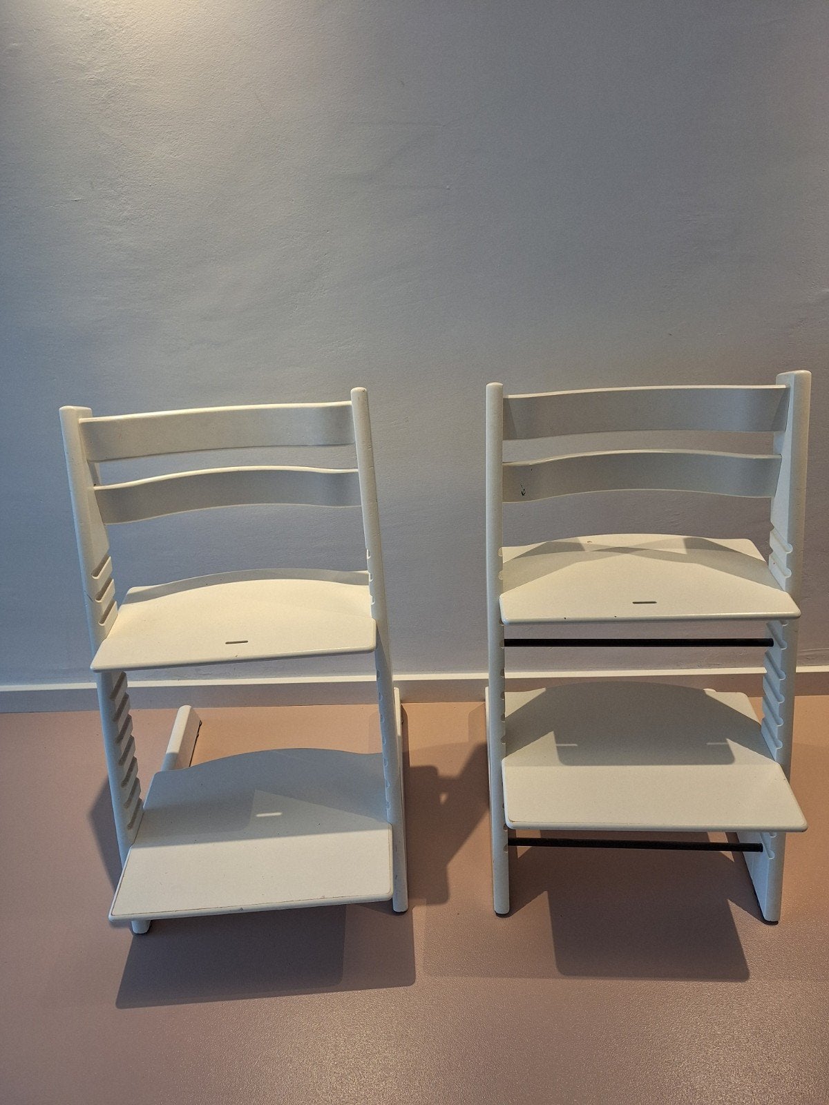 2 witte kinderstoelen tripptrapp stokke, Ophalen, Gebruikt, Meegroeistoel