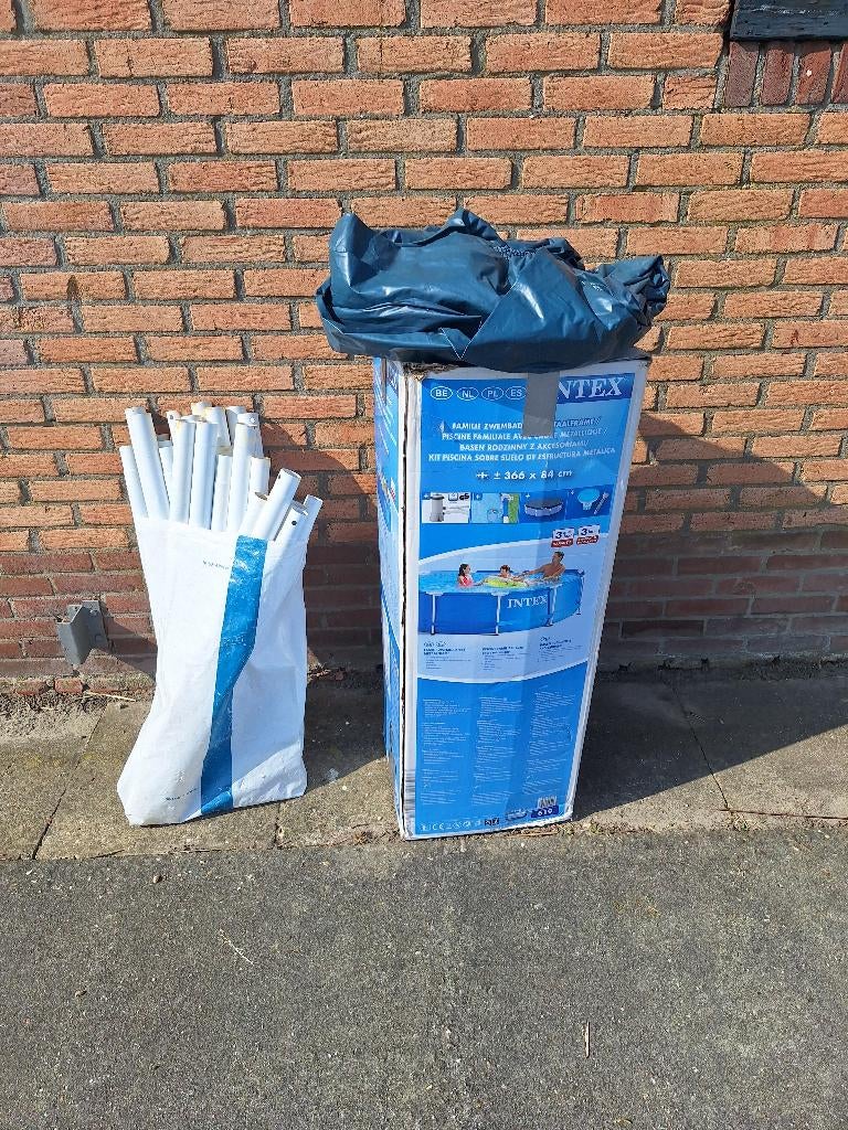Intex zwembad 366x84 inclusief afdekhoes, Ophalen, Gebruikt, 80 tot 120 cm, Rond
