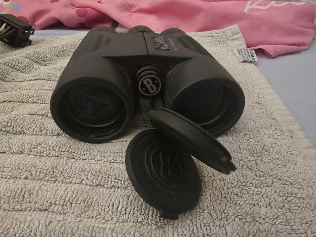 Airsoft verrekijker Busnell waterproof, Ophalen