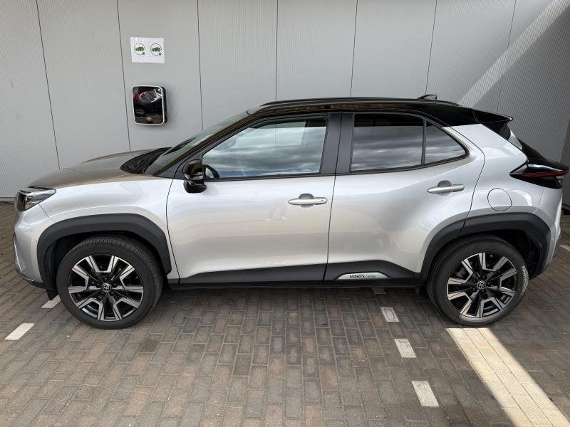 Toyota Yaris Cross Premiere Demo, Auto's, Toyota, Automaat, Euro 6, 109 g/km, https://public.car-pass.be/vhr/3aec6a82-f2cd-48e4-8270-43661d18cdaf