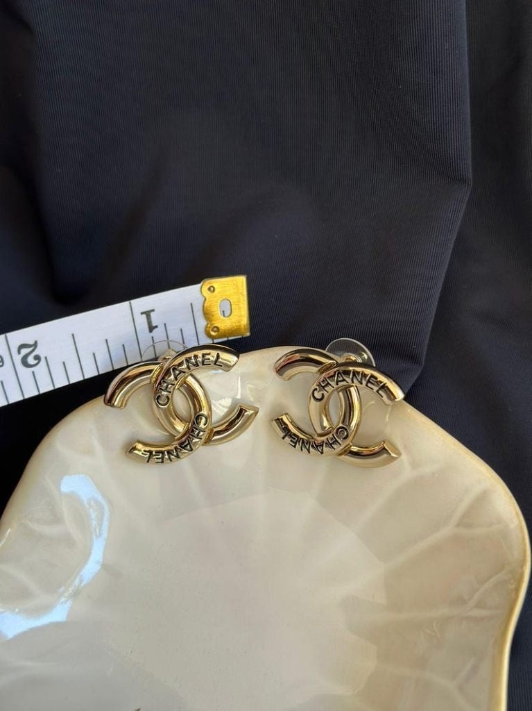 Boucles d oreille vintage Chanel, Bijoux, Sacs & Beauté, Puces ou Clous, Enlèvement ou Envoi, Or, Comme neuf