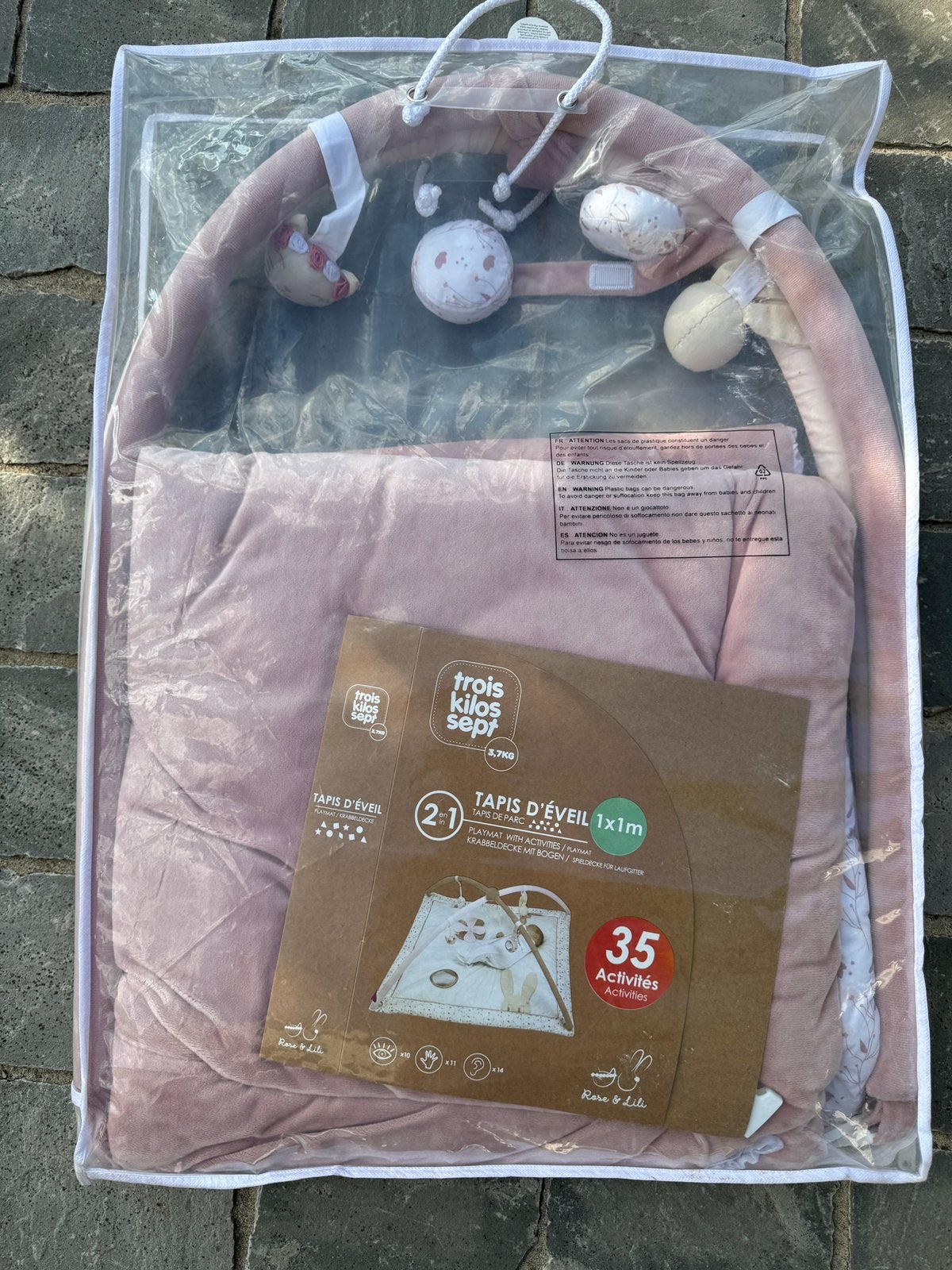 Trois kilos sept tapis d eveil 1mX1m rose et lili, Enfants & Bébés, Enlèvement ou Envoi, Comme neuf