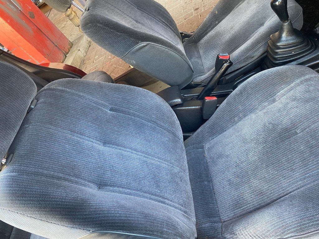 Oldtimer Nissan Sunny III Break (Y10) 2.0d 1992, foto 12