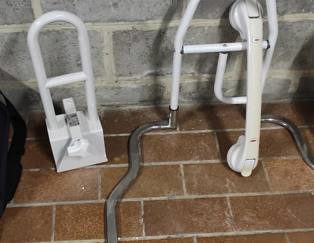 Lot accessoires pour aide à domicile., Divers, Enlèvement