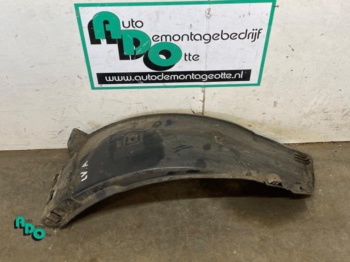 Passage de roue d'un Opel Karl (Karl 15-), -, Opel, 3 mois de garantie, Utilisé