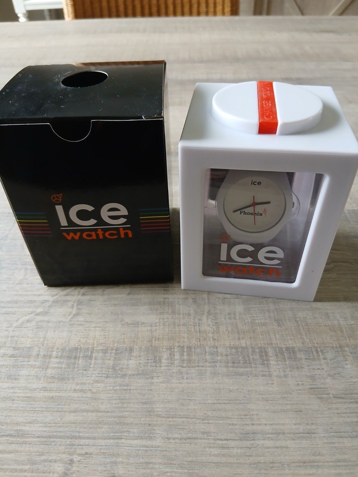 MONTRE PHOENIX ICE, Bijoux, Sacs & Beauté, Montres | Femmes, Comme neuf, Montre-bracelet, Autres marques, Synthétique, Synthétique