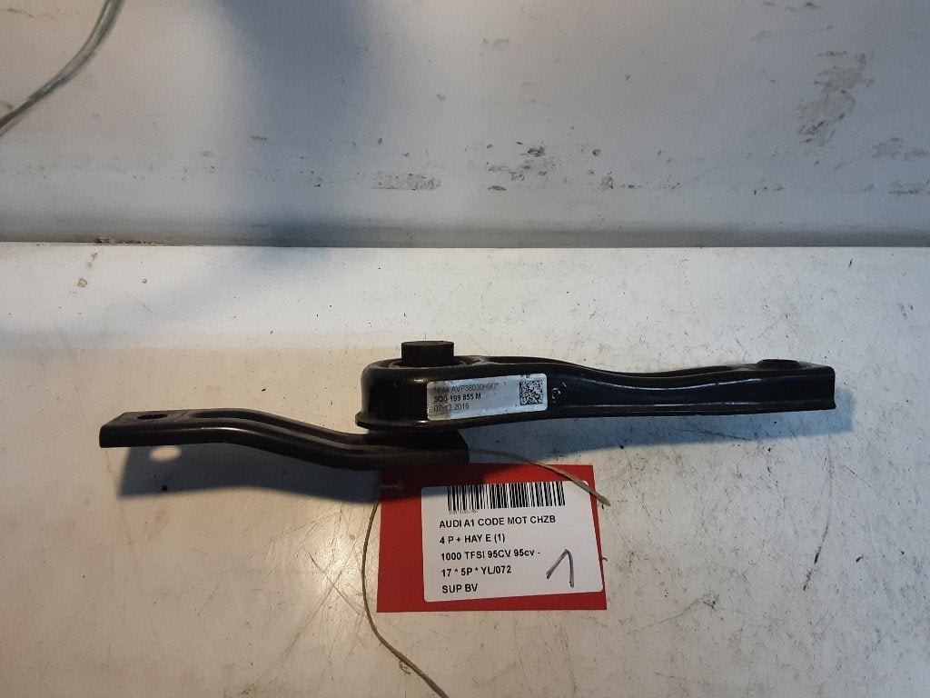 SUPPORT BOITE DE VITESSES Audi A1 Sportback (8XA / 8XF), Mevr. I. Hauben, Audi, Utilisé, Rue de l'Espoir 34 34
4030  GRIVEGNÉE, BE