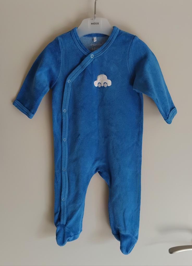 Body et pyjama Dreambee bleu doux avec voiture — Ma, Enfants & Bébés, Vêtements de bébé | Taille 62, Costume, Enlèvement ou Envoi