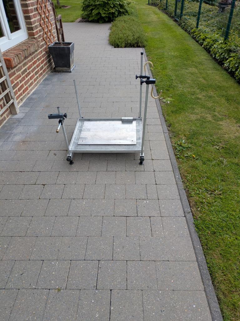 Aluminium visplateau, Ophalen