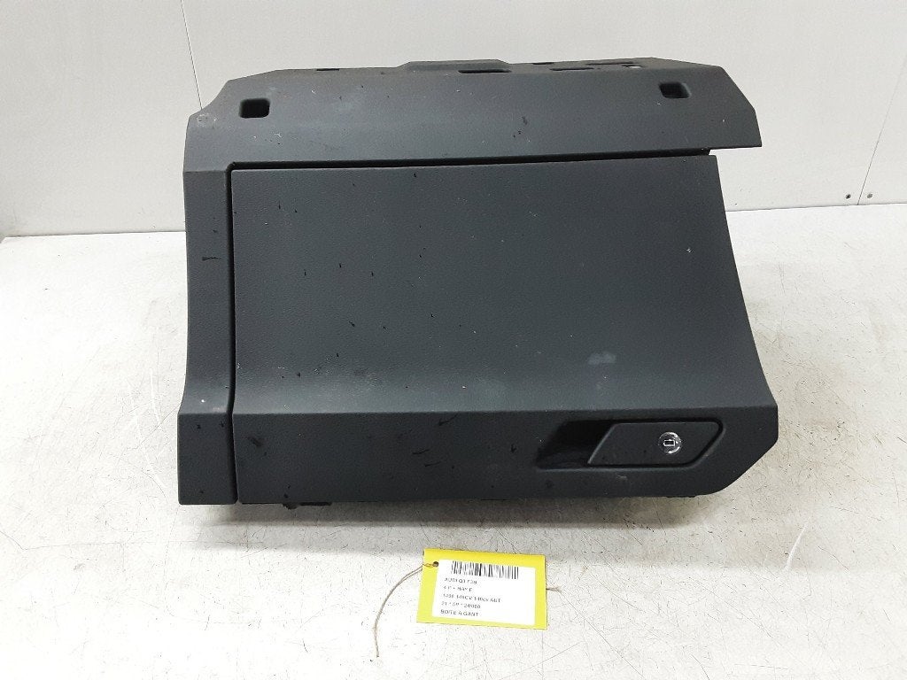 OPBERGVAK Audi Q3 (F3B) (01-2018/06-2021) (83B857035), Info@audi.de, Audi, Audi AG, Gebruikt