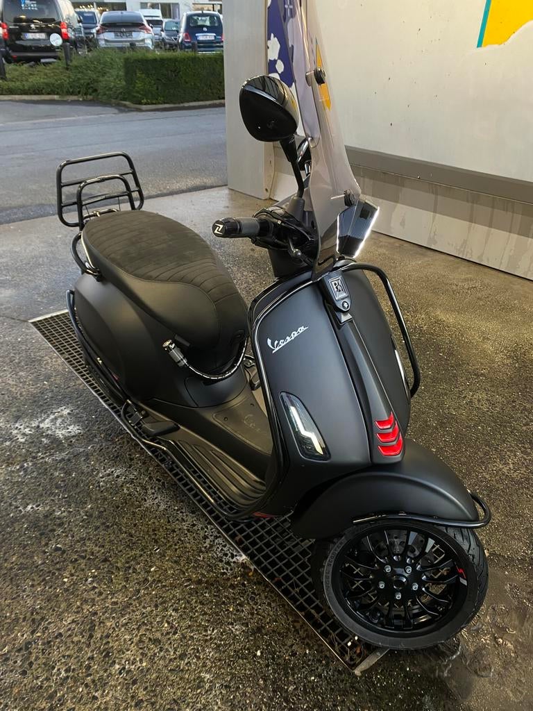 Vespa Sprint 2022 Euro 5 - FULL OPTION! ZELIONI!, Gebruikt, Klasse A (25 km/u), Ophalen of Verzenden
