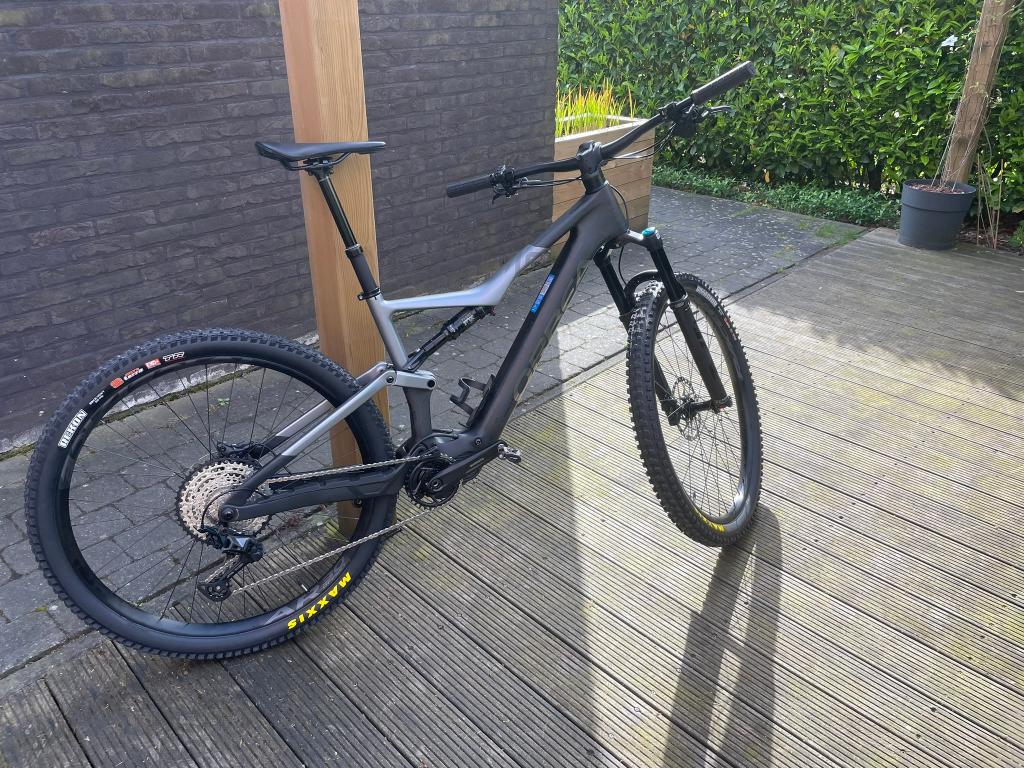 Orbea Rise M20 L (Carbon, Shark Grey) 2024, Autres marques, Enlèvement, Hommes, Utilisé